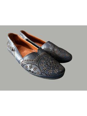 Spring Step Blue Laser-Cut Slip-On Flats Size 6.5 Casual Comfort Shoes For Women